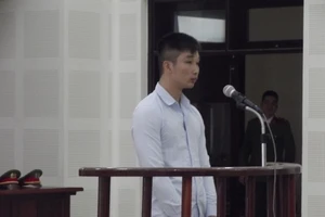 Trả lời 'không biết' bị chém suýt chết