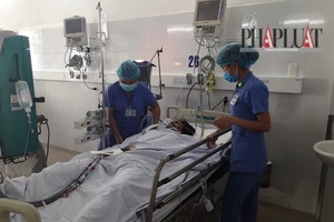 7 người uống 'rượu gạo', 3 người chết