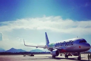 Máy bay quay đầu khẩn cứu thai phụ người nước ngoài