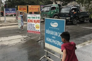 Dân Đà Nẵng lại ra đường chặn xe vì ô nhiễm