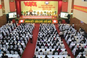 Nhiều cán bộ chủ chốt Đà Nẵng đồng loạt nghỉ hưu