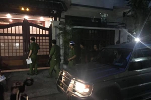 Khám xét nhà riêng cựu chánh văn phòng Thành ủy Đà Nẵng 