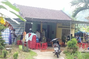 1 phụ nữ nghi bị cướp đâm chết tại nhà