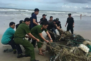 Đà Nẵng tổng lực khắc phục hậu quả sau trận ngập lịch sử