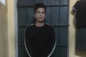 Bắt 1 người mang tiền từ Hải Phòng vào Quảng Nam cho vay