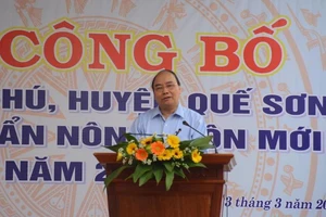 Thủ tướng dự lễ công bố đạt chuẩn nông thôn mới tại quê nhà