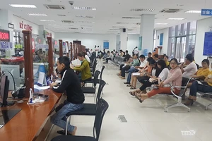 Đà Nẵng: Tiết kiệm, hạn chế tiếp khách để lo cho công chức