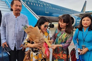 120 khách đầu tiên 'xông đất' Đà Nẵng