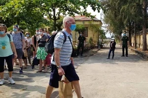 Quảng Nam sẽ không thu phí cách ly người về từ Hà Nội, TP.HCM