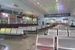 Dịch COVID-19: Người Đà Nẵng dặn nhau cùng giãn cách xã hội 