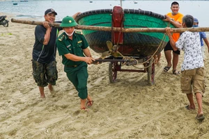 Đà Nẵng khẩn trương chống bão số 5 đang đến