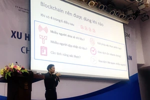 Giáo sư Mỹ nói về công nghệ Blockchain tại Đà Nẵng