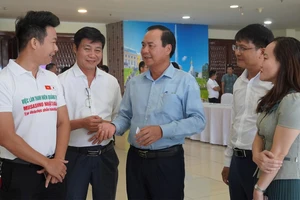 Chủ tịch Quảng Trị công bố đường dây nóng để doanh nghiệp phản ánh