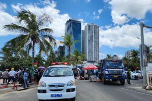 1 nữ du khách bị xe tải va chạm, tử vong trên đường biển