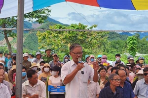 Vụ phụ huynh chê trường mới: 2 phương án để 54 học sinh đi học trở lại