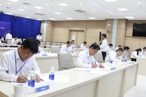 Điện lực miền Trung thi tuyển chức danh phó giám đốc các đơn vị