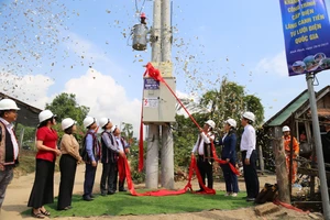 Canh Tiến – làng cuối cùng của tỉnh Bình Định đã được cấp điện