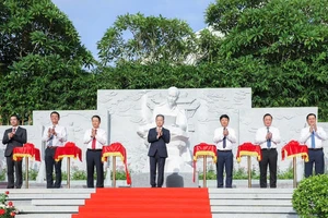 Đà Nẵng khánh thành Tượng Bác Hồ chào mừng Ngày Quốc khánh