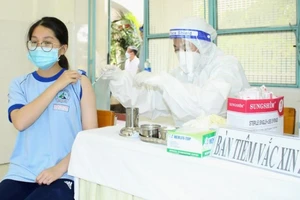 Tiêm vaccine COVID-19 cho trẻ ở TPHCM. Ảnh minh họa: Ngọc Tân