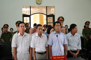 Lại hoãn xử vụ chiếm đoạt 52 tỉ tại Agribank Trà Vinh