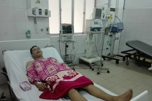 Bắt giam thanh niên đâm người tình thủng tim rồi tự sát