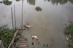 Phát hiện thi thể phụ nữ trên rạch Cái Khế