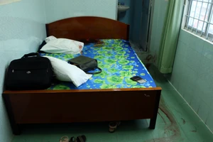 Thanh niên nguy kịch khi ở trong khách sạn với bạn gái cũ