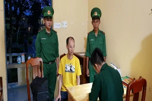 Biên phòng Hà Tiên bắt giữ kẻ bị truy nã trốn qua biên giới