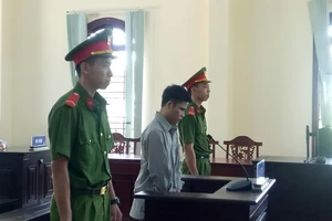 Bị kịch, anh đâm chết em trai vì mâu thuẫn đất