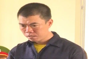 5 năm bị 4 tòa xử phạt cùng về... 1 tội