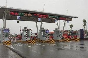 Bất cập thu giá dịch vụ tại Bến xe Cần Thơ