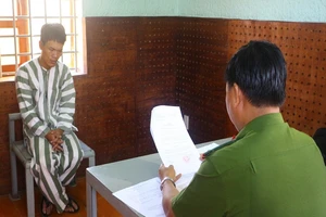 Truy bắt thêm 2 nghi phạm trộm 8 tỉ ở Vĩnh Long