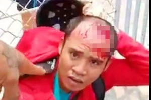 1 tiệm vàng bị cướp tấn công giữa trưa 