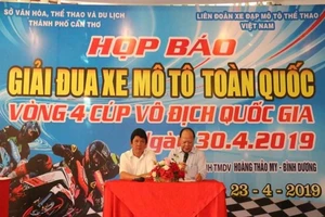 Lễ 30-4 về Cần Thơ xem giải đua xe toàn quốc
