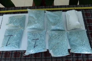 Khen thưởng lực lượng bắt hơn 20.000 viên ma túy tại Đồng Tháp