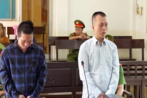 Cậu 'rủ' cháu vào tù vì buôn hàng cấm