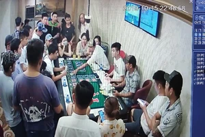 27 người đánh bạc bên trong OV Club ở Cần Thơ