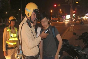 Cần Thơ bắn pháo hoa nghệ thuật đêm giao thừa Tết Nguyên đán 2020