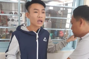 Nhóm thanh niên chém công an khi bị kiểm tra