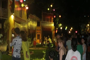 Phòng COVID-19: Đồng Tháp dừng tiếp khách du lịch nước ngoài