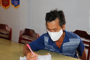 Cần Thơ: Khởi tố người không đeo khẩu trang, đánh công an