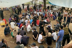 An Giang: Bắt 150 người tụ tập đánh bạc giữa đại dịch COVID-19