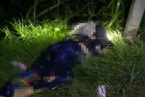 Tài xế gọi về nhà báo gây tai nạn chết 2 người rồi bỏ trốn