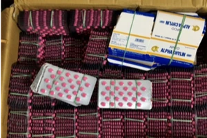 Chặn lô tân dược lậu chuẩn bị tuồn vào Việt Nam