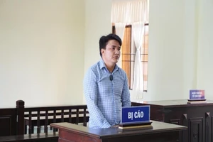 Tòa nghị án kéo dài vụ 'cướp xuyên không'