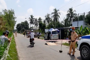 Thông tin bất ngờ vụ chồng đâm chết người để giải cứu vợ