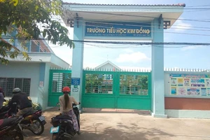 Hiệu trưởng lý giải việc xin nghỉ hưu nhưng bị cho thôi việc