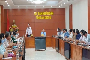 Bệnh nhân 1440 thay đổi lời khai lịch trình, An Giang họp khẩn