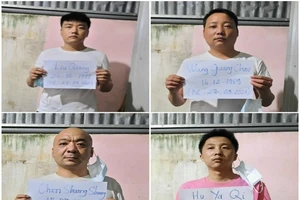 Bốn người Trung Quốc nhập cảnh trái phép chuẩn bị xuất cảnh trái phép qua Campuchia. Ảnh: QM