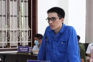 Cán bộ tín dụng lừa 34 tỉ lãnh 19 năm tù